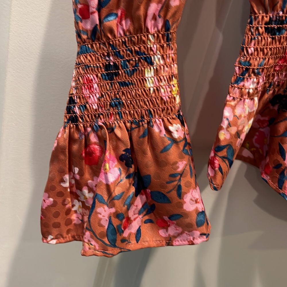 Ann Taylor light rust, pink, blue smocked sleeve and waist blouse size M NWT - Picture 3 of 8